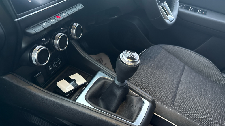 Renault Captur 1.0 TCE 90 Techno 5dr Petrol Hatchback